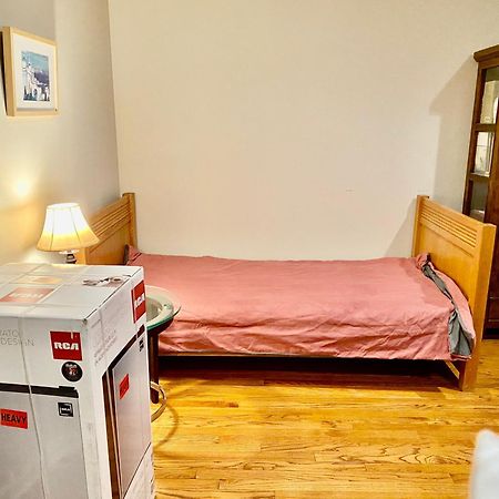 B3 A Private Room In Naperville Downtown With Desk And Wi-Fi Near Everything Luaran gambar
